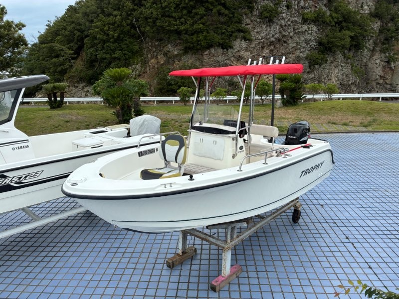 トロフィー 1703写真